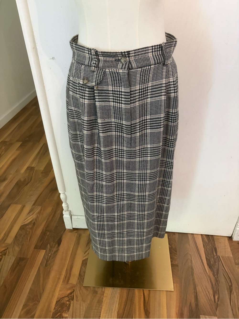 Vintage Wool Black, Brown & White Plaid Midi Skirt, Large, EUC